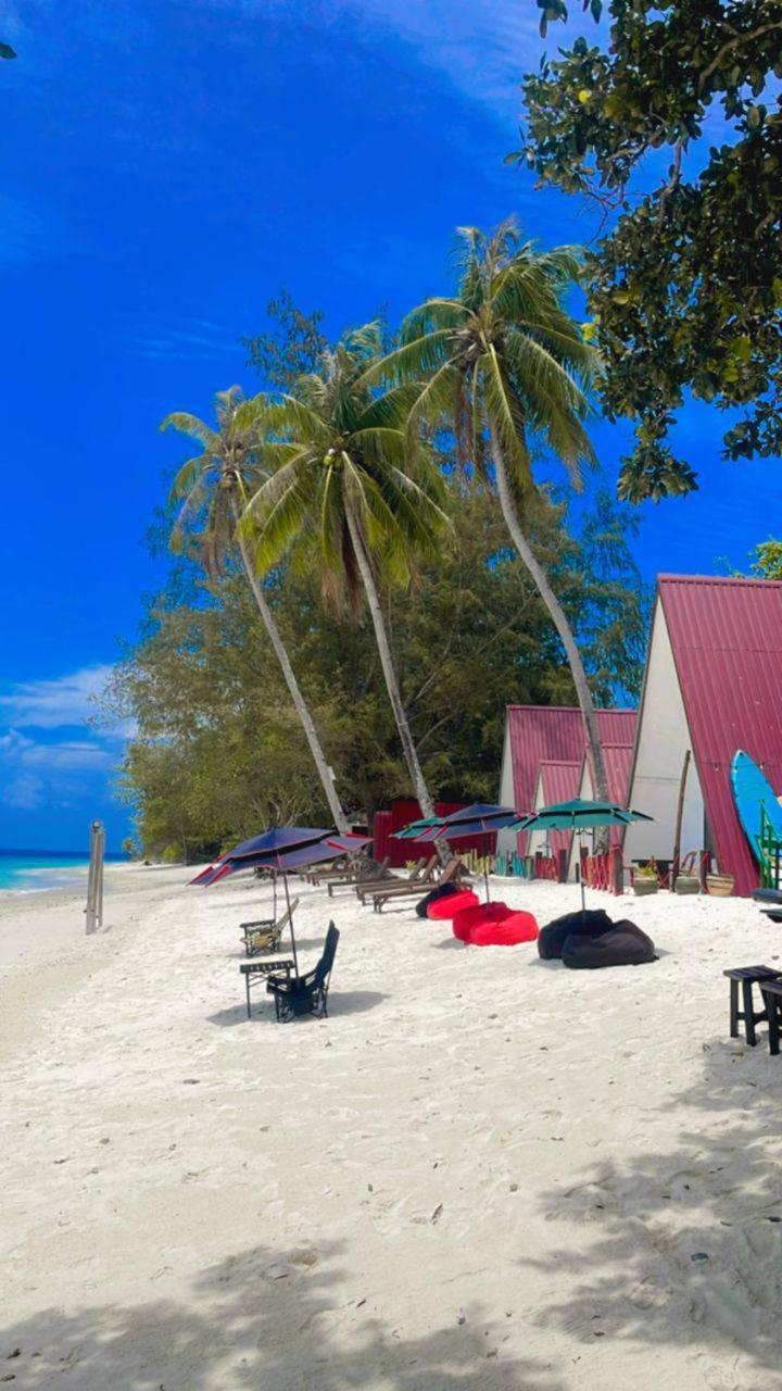 Dewati Roomstay B&B Lang Tengah Island Exterior photo
