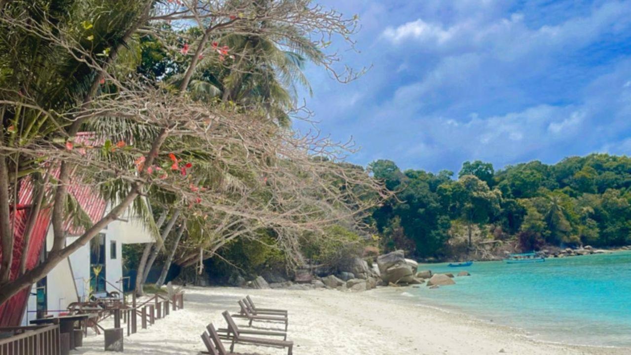 Dewati Roomstay B&B Lang Tengah Island Exterior photo